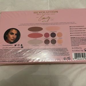 Makeup Revolution - the Emily Edit - the needs palette